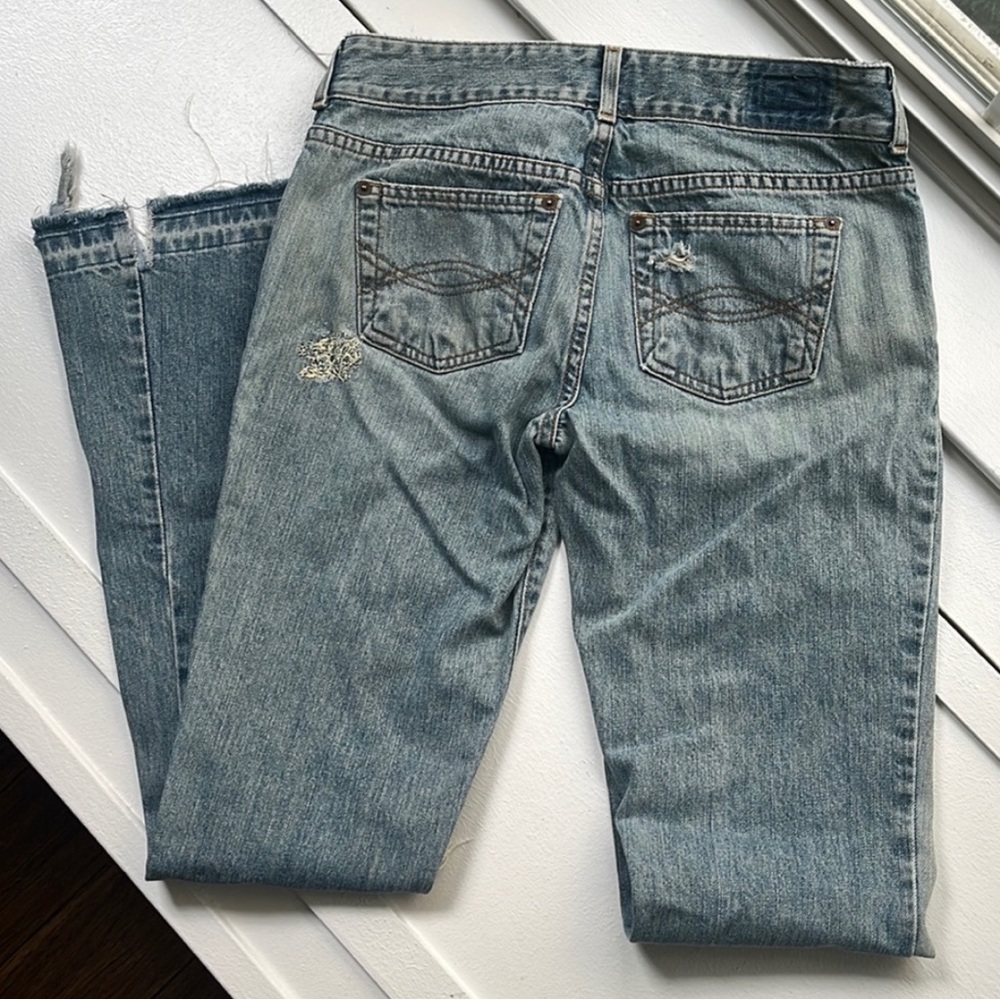 Abercrombie & Fitch • Vintage Distressed Boot Cut Jeans • Size 2 Regular